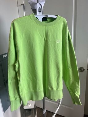 Nike Men’s Bright Lime Green Crewneck Sweatshirt